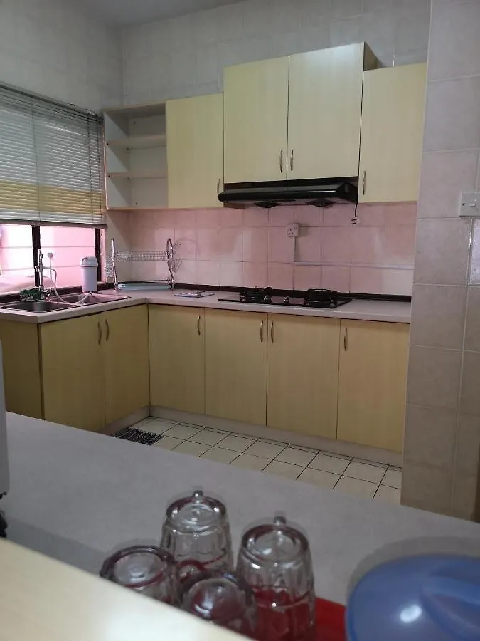 Marimari Marina Service Condo Kota Kinabalu 0*,  Malaysia